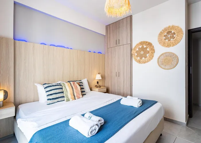 Daze 1-br By Finikoudes Apartamento Lárnaca