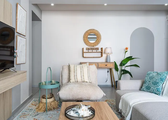 Daze 1-br By Finikoudes Apartment Larnaca